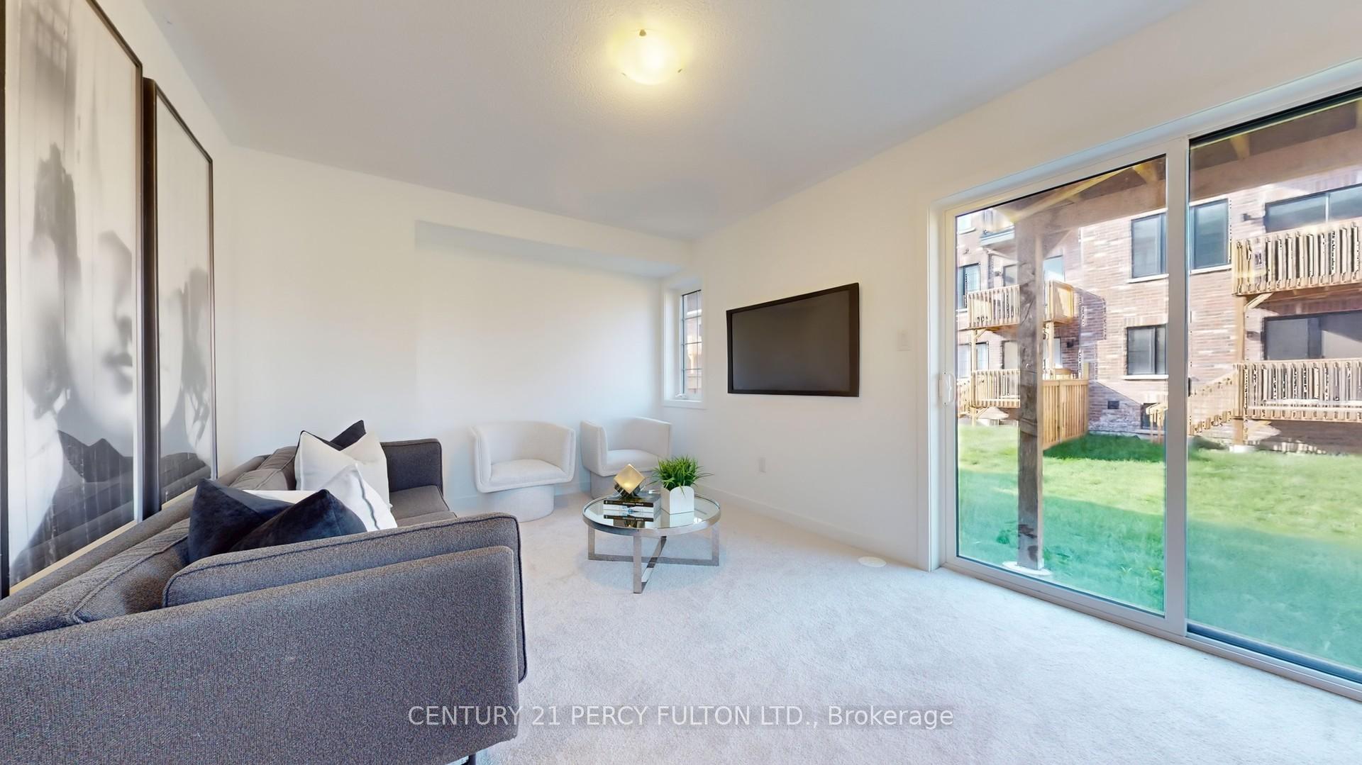 Photo 28 of 31 Selfridge Way, Whitby, Downtown Whitby — HOMEH