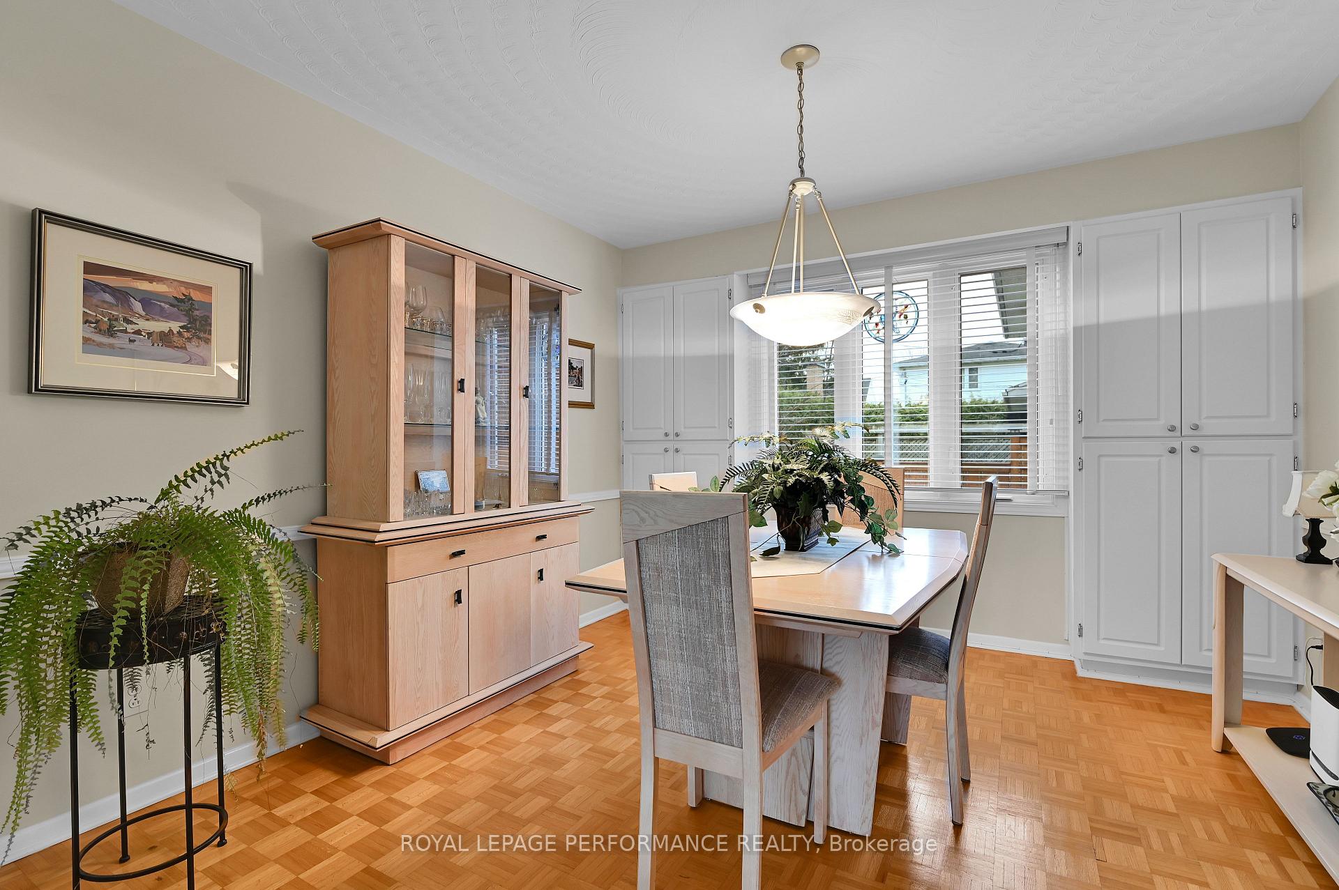 Photo 5 of 1362 Micmac Street, Ottawa, Alta Vista — HOMEH
