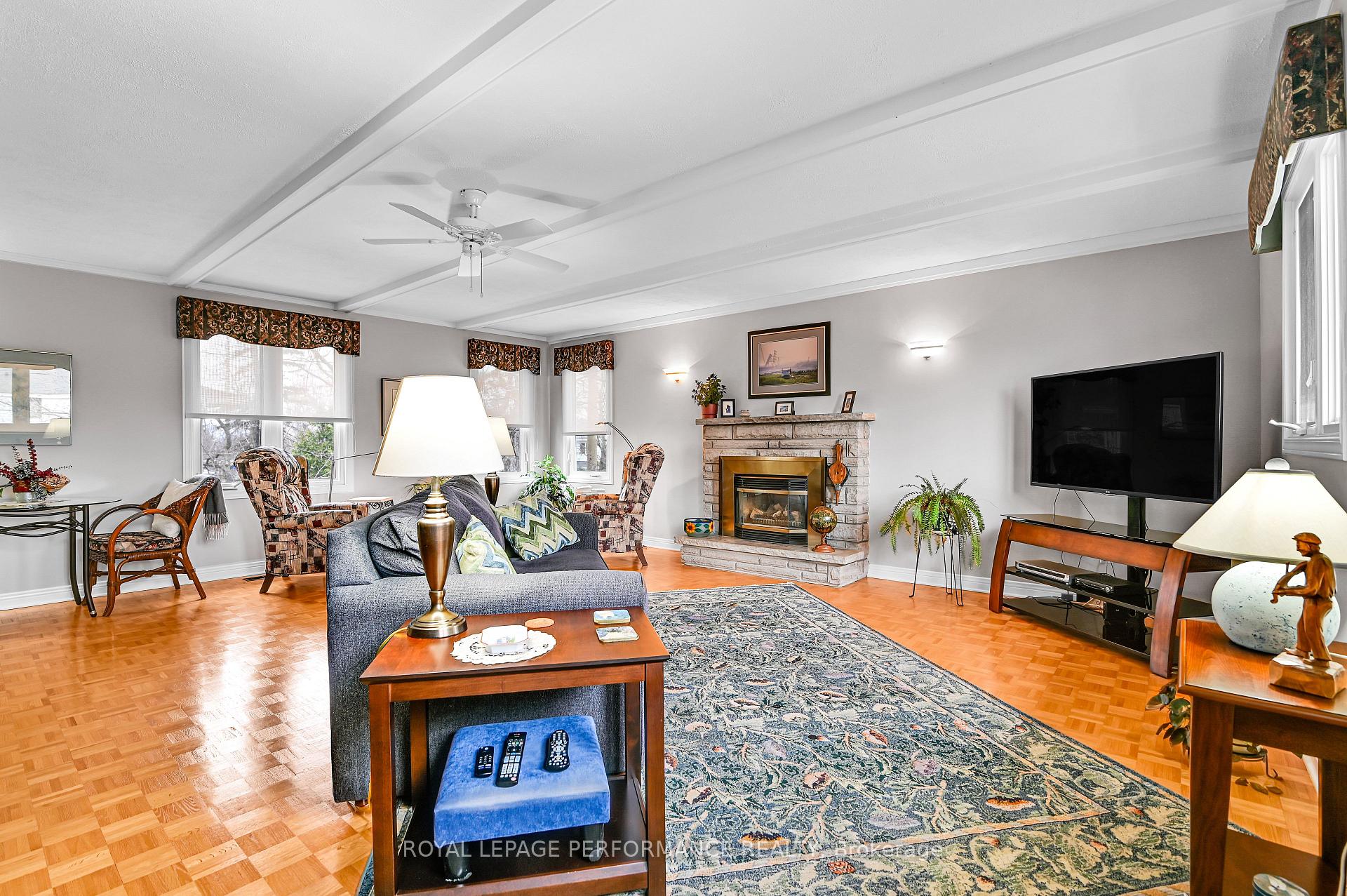 Photo 11 of 1362 Micmac Street, Ottawa, Alta Vista — HOMEH