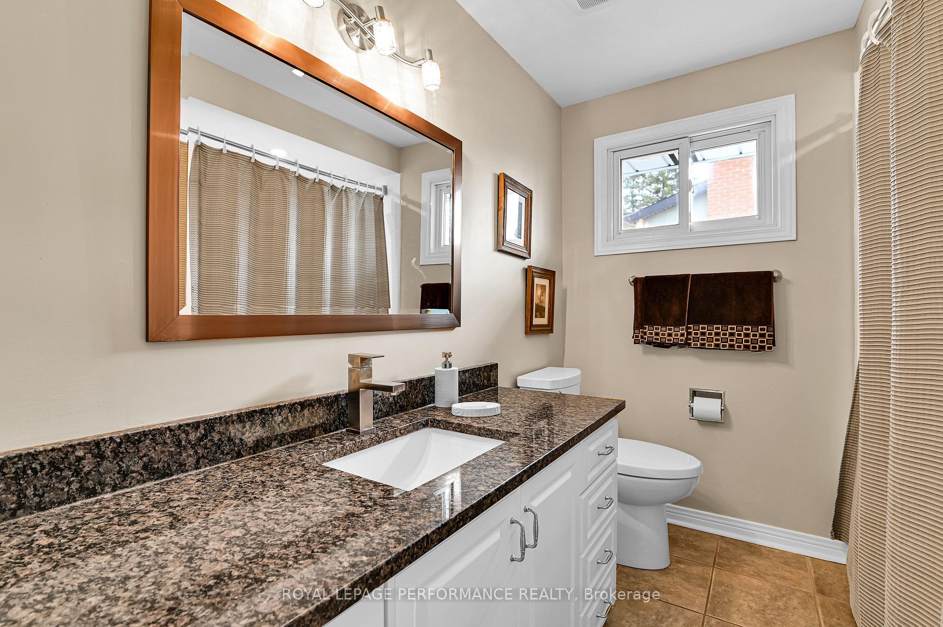 Photo 18 of 1362 Micmac Street, Ottawa, Alta Vista — HOMEH