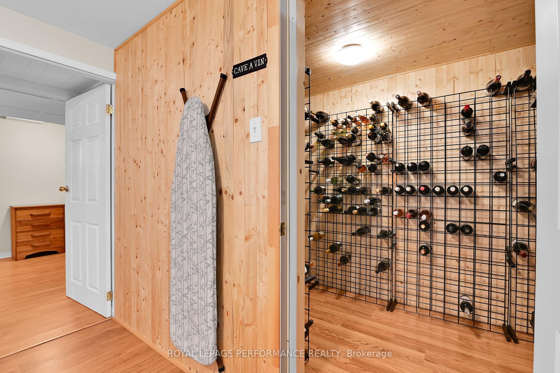 Photo 21 of 1362 Micmac Street, Ottawa, Alta Vista — HOMEH