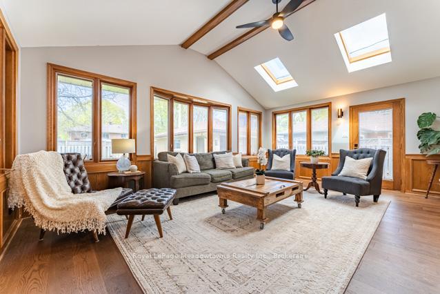 Photo 12 of 142 Mackay Crescent, Waterloo — HOMEH