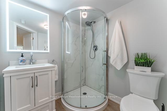 Photo 32 of 142 Mackay Crescent, Waterloo — HOMEH
