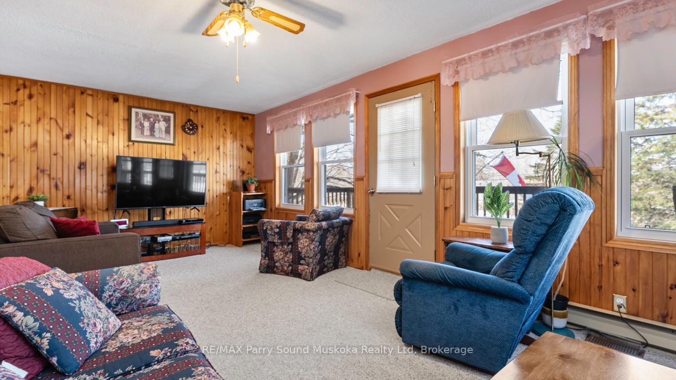 Photo 6 of 1127 124 Highway, Whitestone, Hagerman — HOMEH