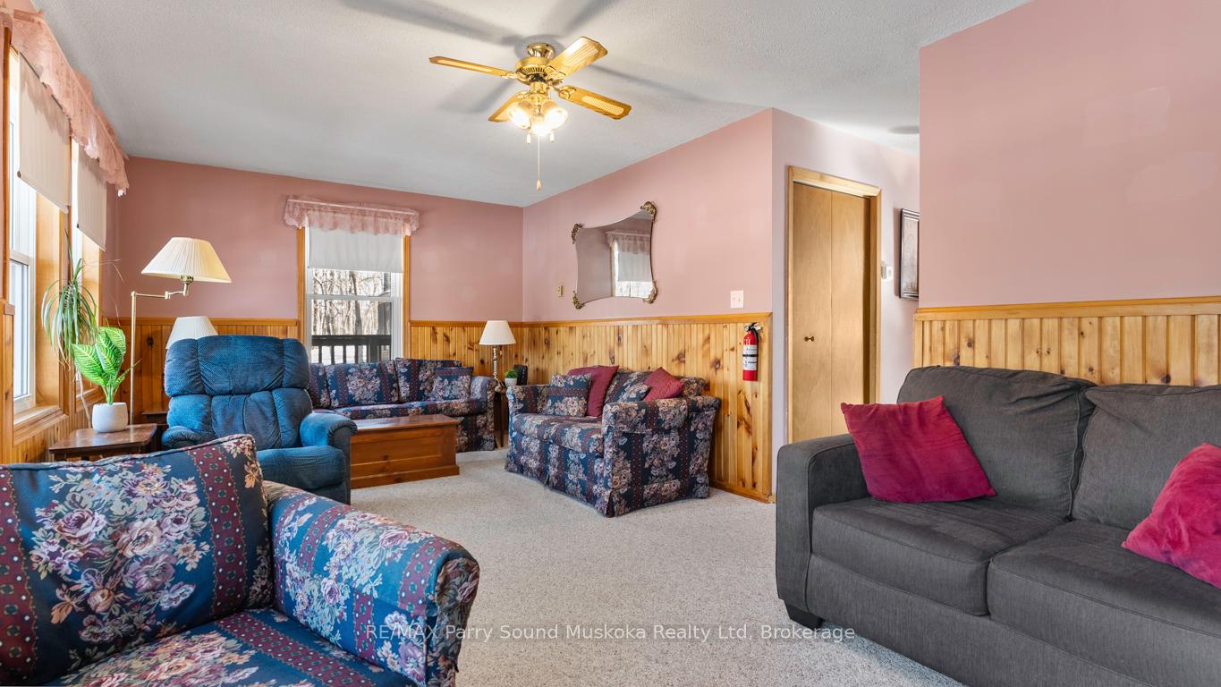 Photo 7 of 1127 124 Highway, Whitestone, Hagerman — HOMEH