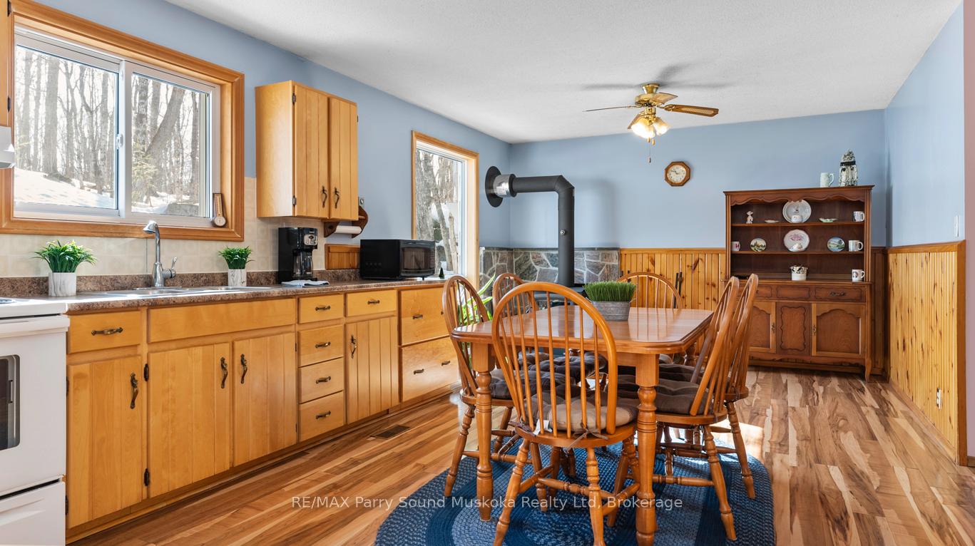 Photo 9 of 1127 124 Highway, Whitestone, Hagerman — HOMEH