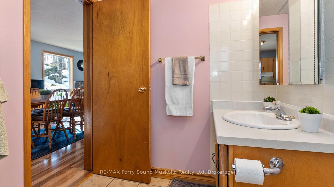 Photo 15 of 1127 124 Highway, Whitestone, Hagerman — HOMEH