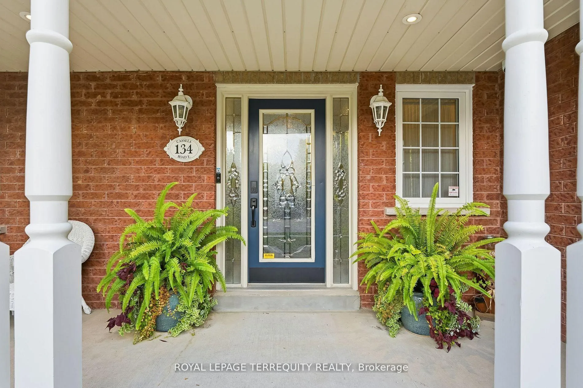 Photo 4 of 134 Cassels Road E, Whitby, Brooklin — HOMEH