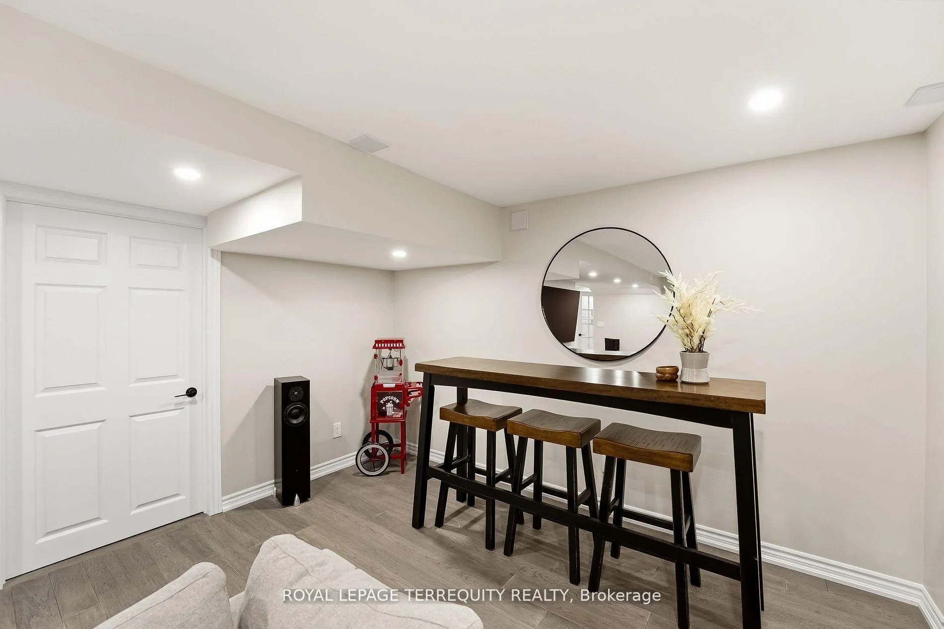 Photo 36 of 134 Cassels Road E, Whitby, Brooklin — HOMEH