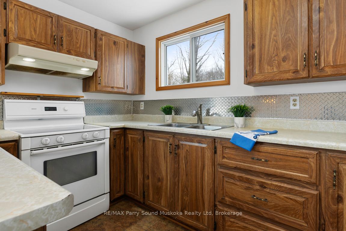Photo 14 of 494 Canning Road, Whitestone, Hagerman — HOMEH