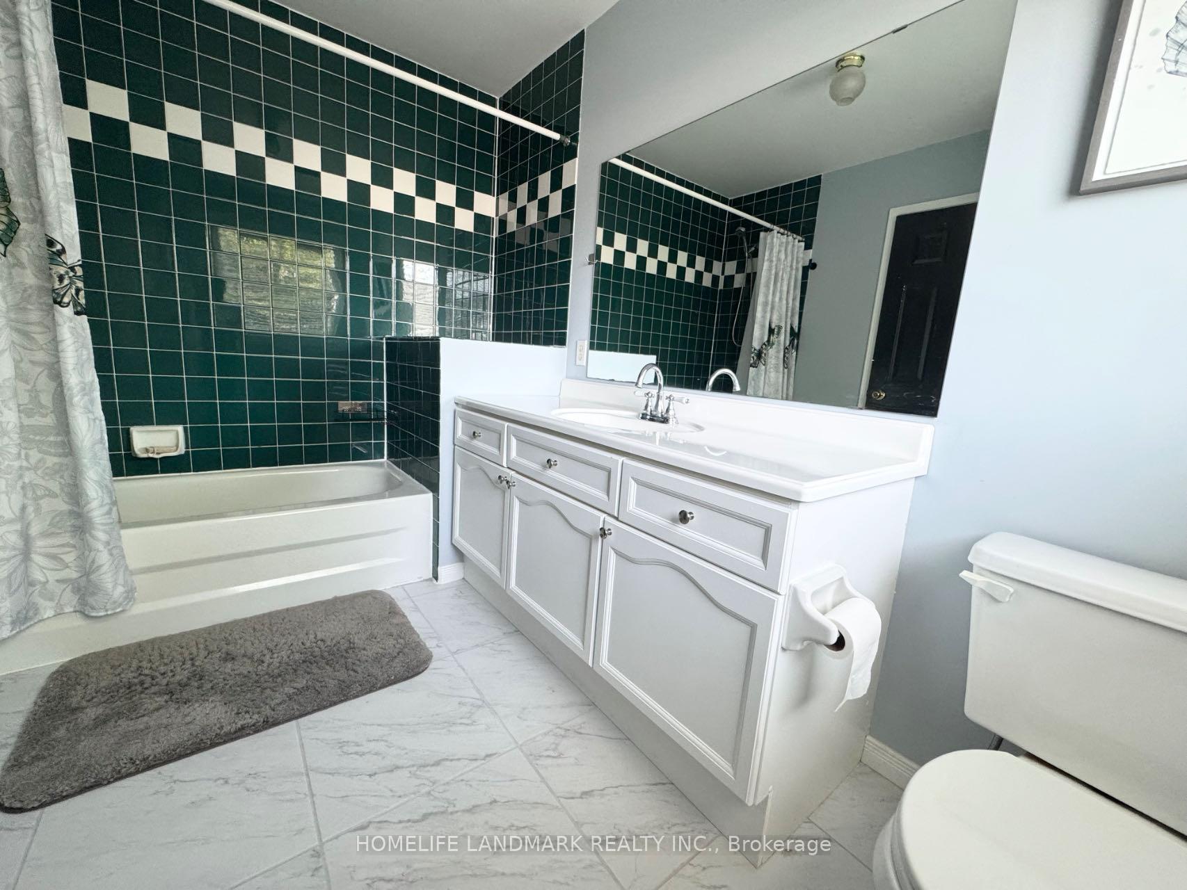 Photo 6 of 28 Randolph Avenue, Whitby, Williamsburg — HOMEH