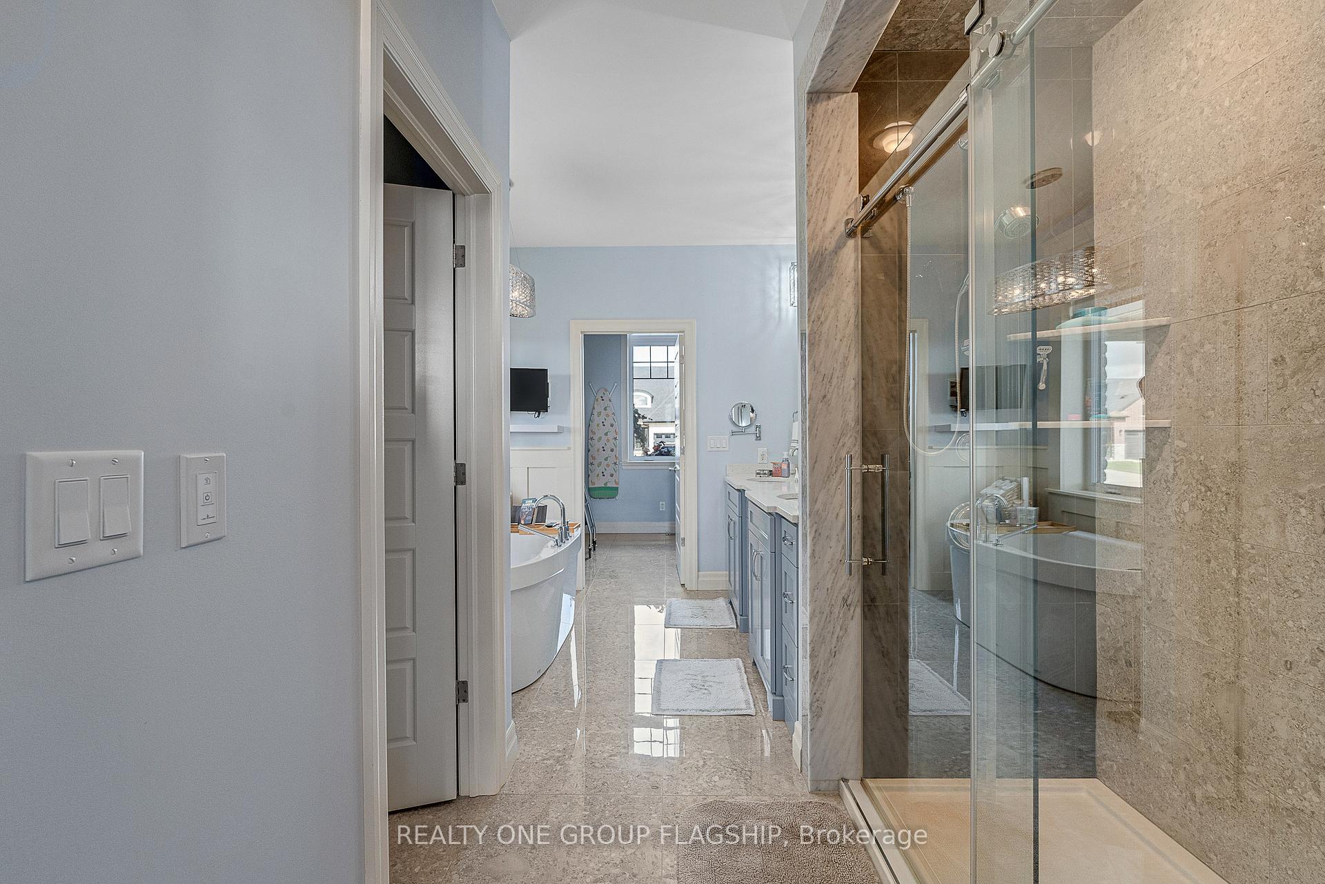 Photo 11 of 196 Francis Crescent, Windsor — HOMEH