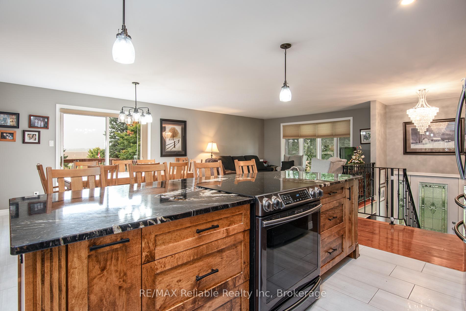 Photo 13 of 3492 Road 182, R.R.#2, West Perth, Hibbert — HOMEH