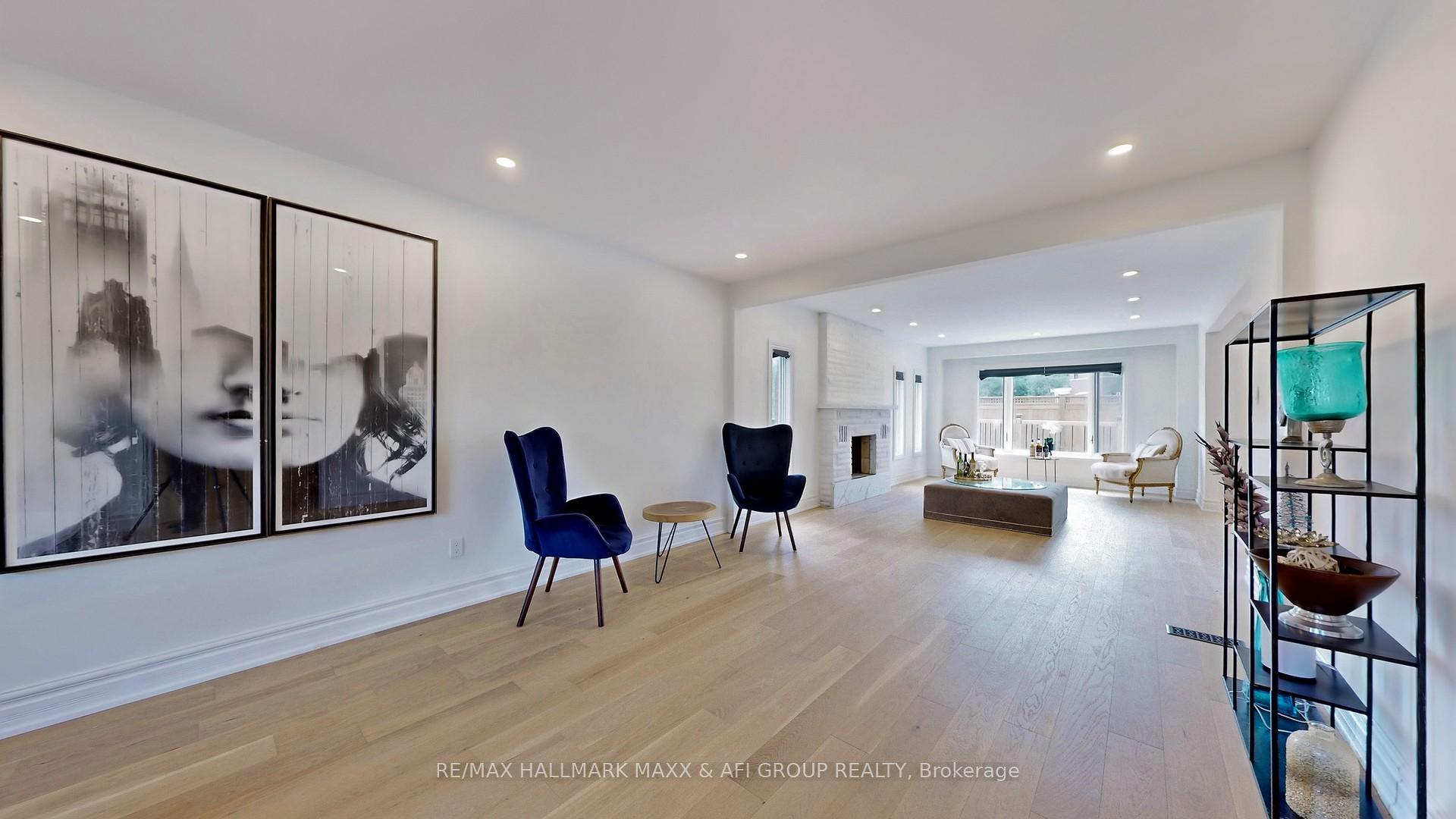 Photo 17 of 243 Murray Drive, Aurora, Aurora Highlands — HOMEH