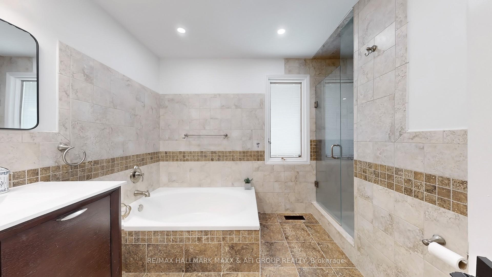 Photo 30 of 243 Murray Drive, Aurora, Aurora Highlands — HOMEH