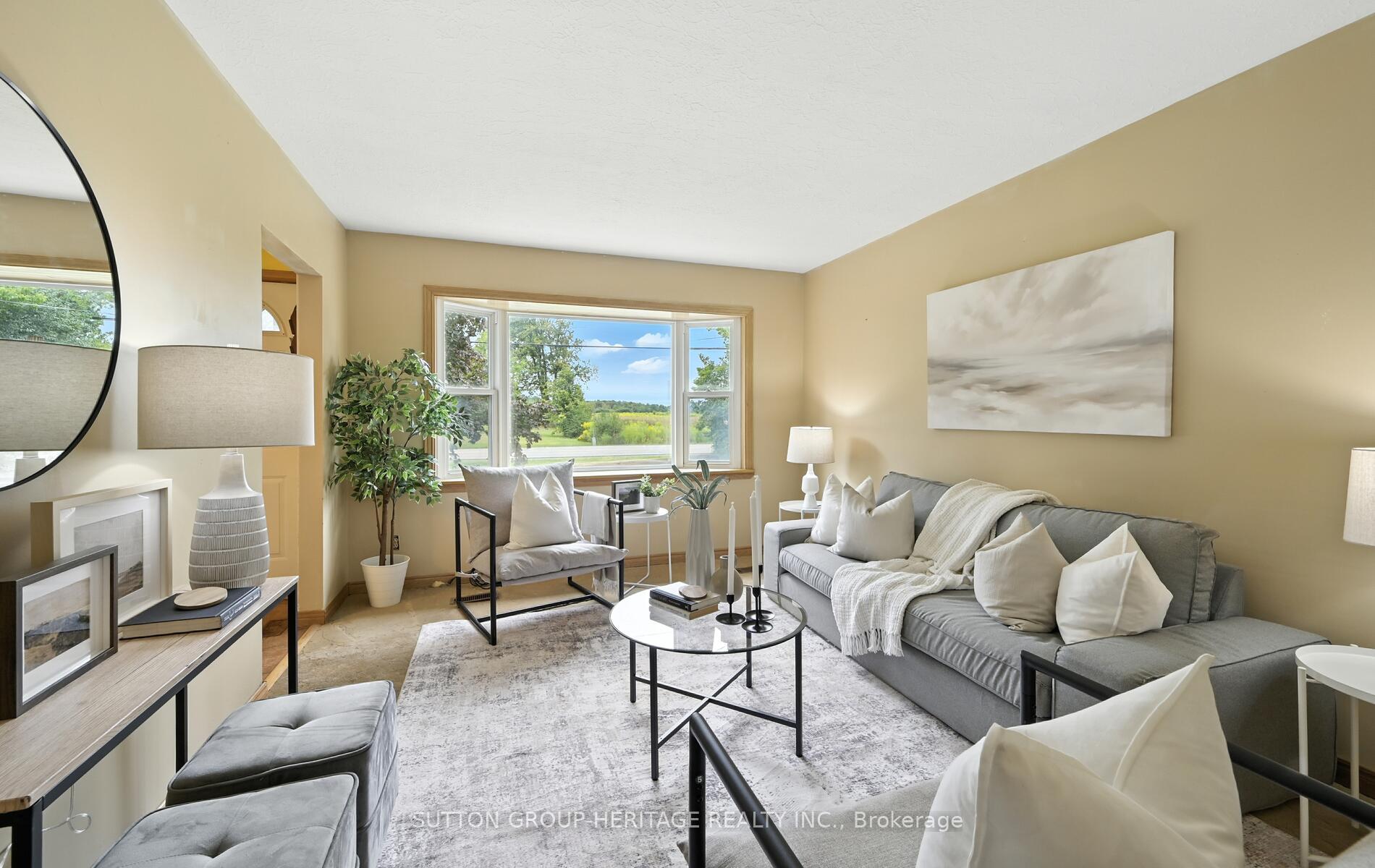 Photo 4 of 405 Columbus Road W, Whitby, Brooklin — HOMEH