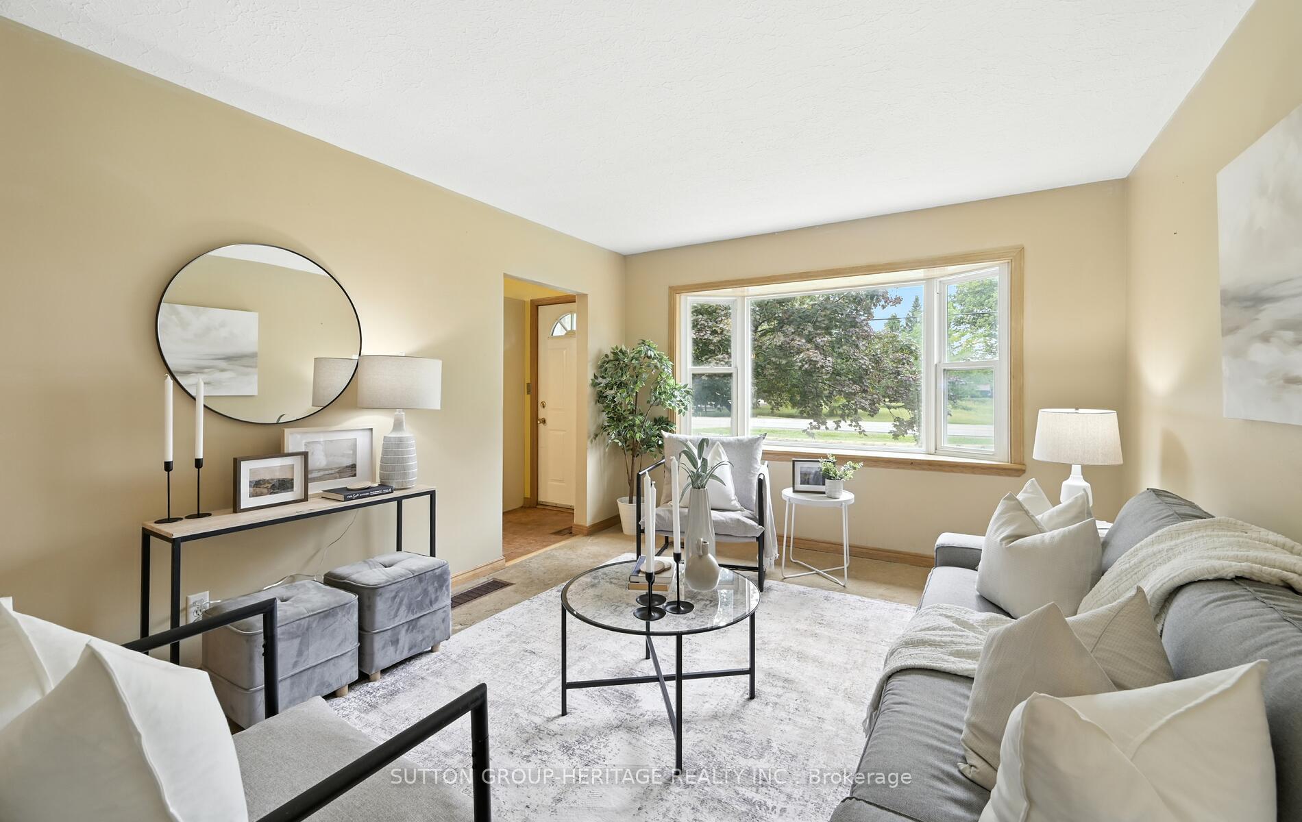 Photo 5 of 405 Columbus Road W, Whitby, Brooklin — HOMEH