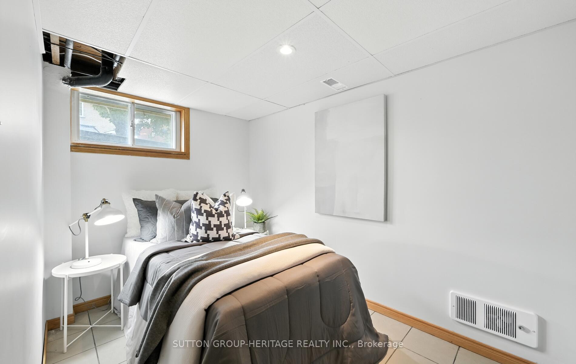 Photo 21 of 405 Columbus Road W, Whitby, Brooklin — HOMEH