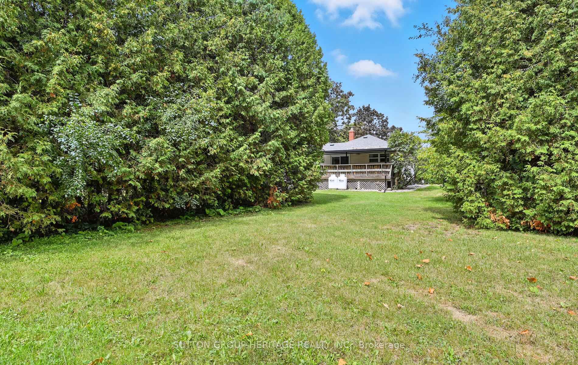 Photo 31 of 405 Columbus Road W, Whitby, Brooklin — HOMEH