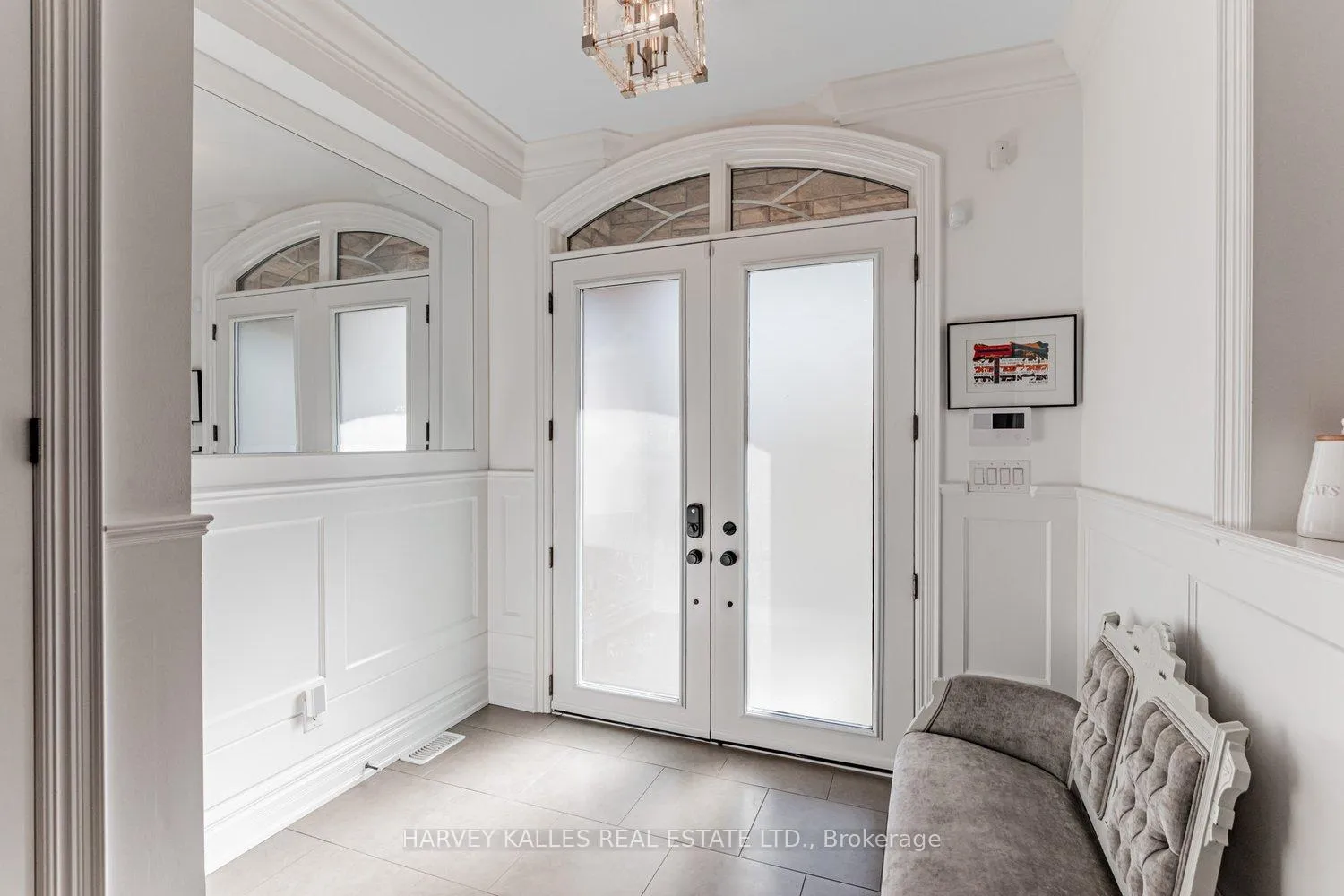 Photo 4 of 74 Rumsey Road, Vaughan, Patterson — HOMEH