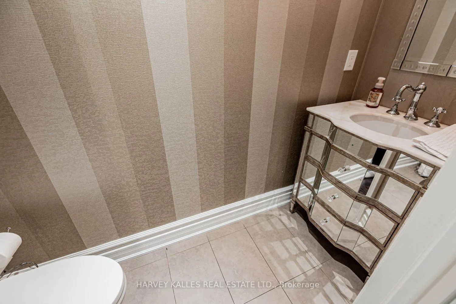 Photo 19 of 74 Rumsey Road, Vaughan, Patterson — HOMEH