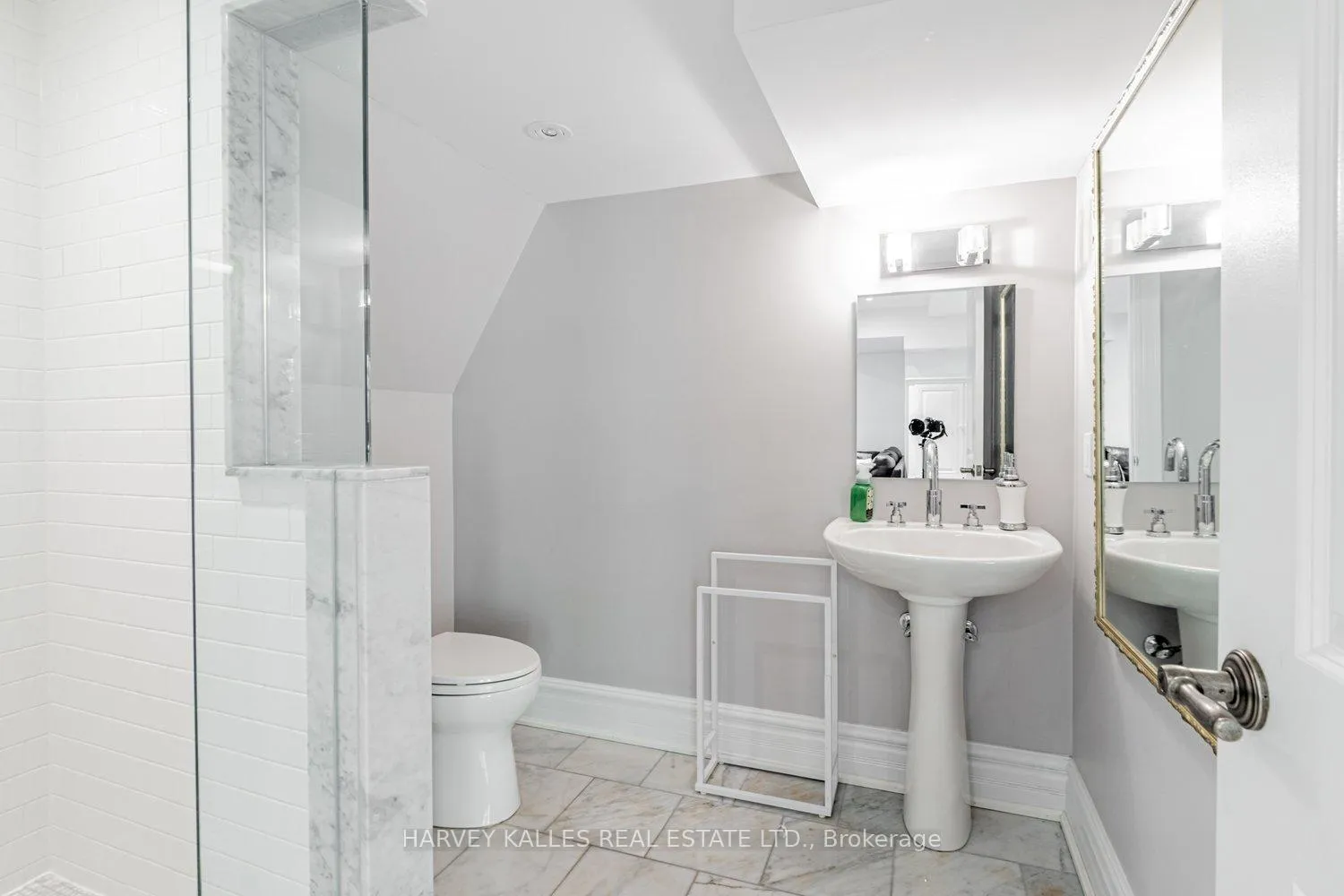 Photo 37 of 74 Rumsey Road, Vaughan, Patterson — HOMEH
