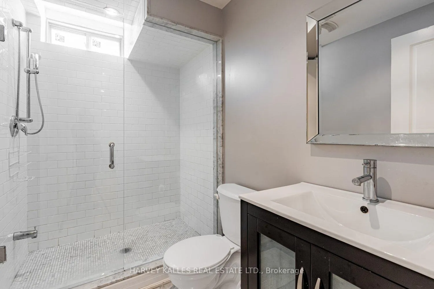 Photo 39 of 74 Rumsey Road, Vaughan, Patterson — HOMEH