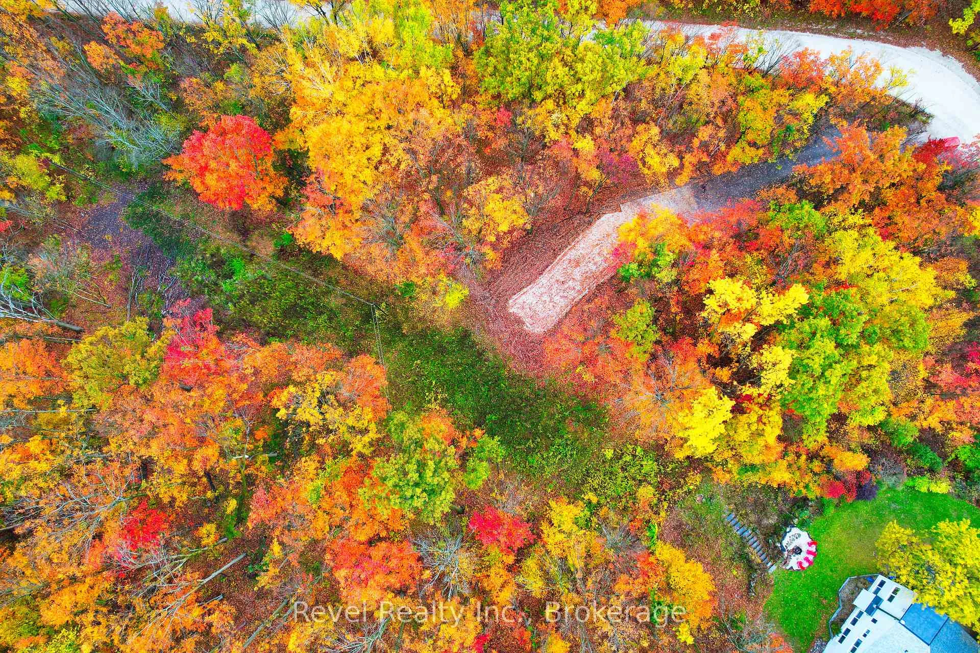 Photo 11 of 609669 12TH Side Road, Blue Mountains — HOMEH