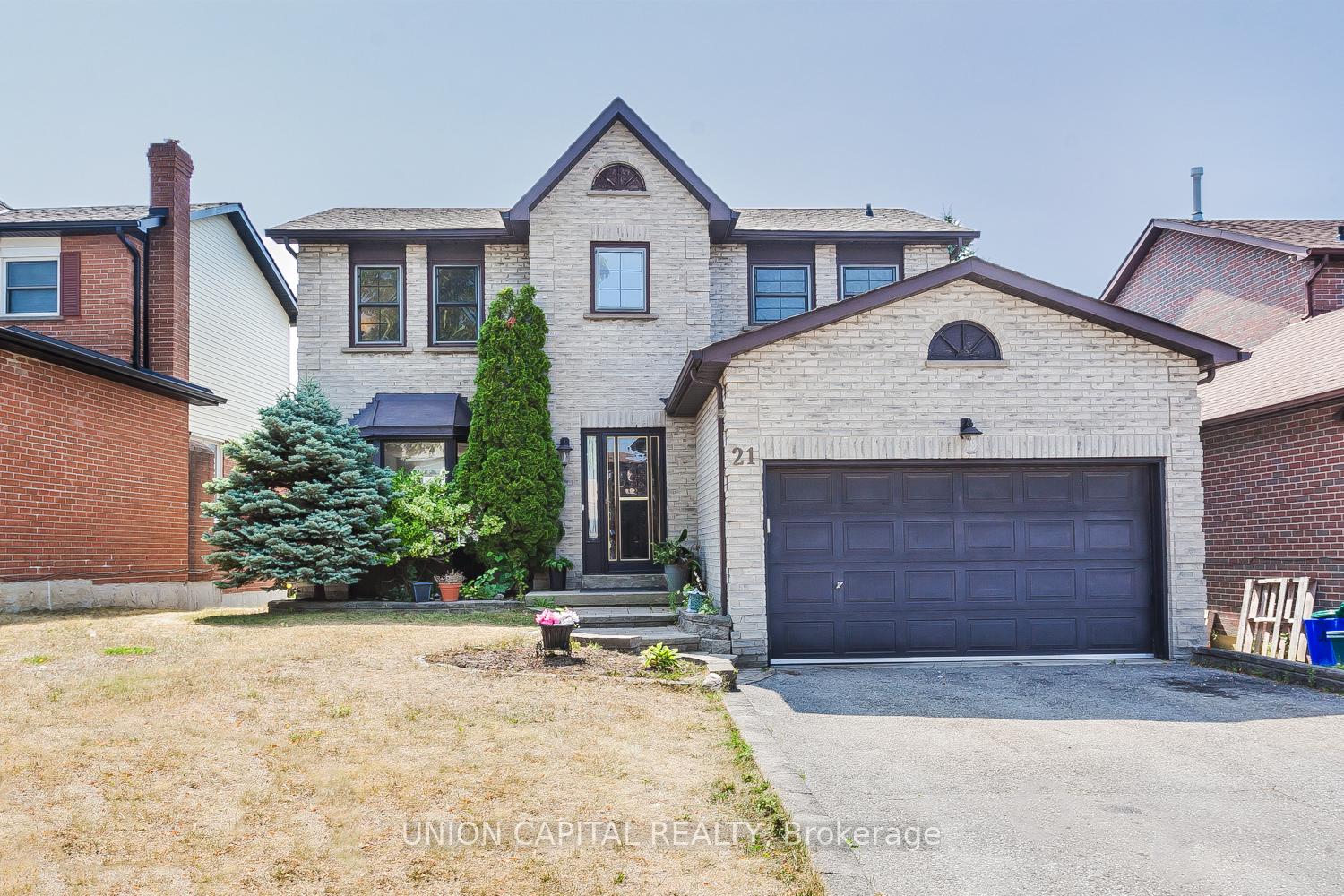 Photo 1 of 21 Horseshoe Drive, Whitby, Blue Grass Meadows — HOMEH