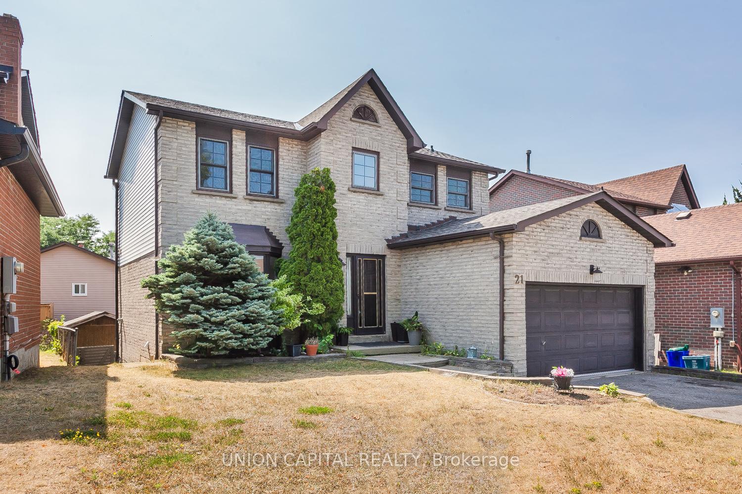 Photo 2 of 21 Horseshoe Drive, Whitby, Blue Grass Meadows — HOMEH