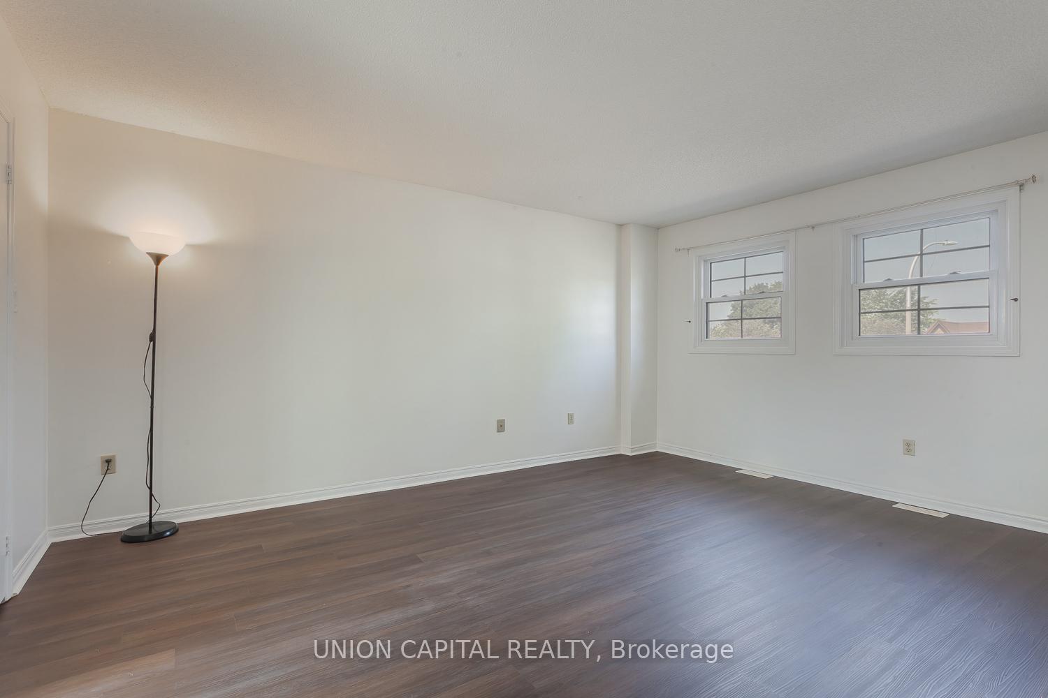 Photo 21 of 21 Horseshoe Drive, Whitby, Blue Grass Meadows — HOMEH