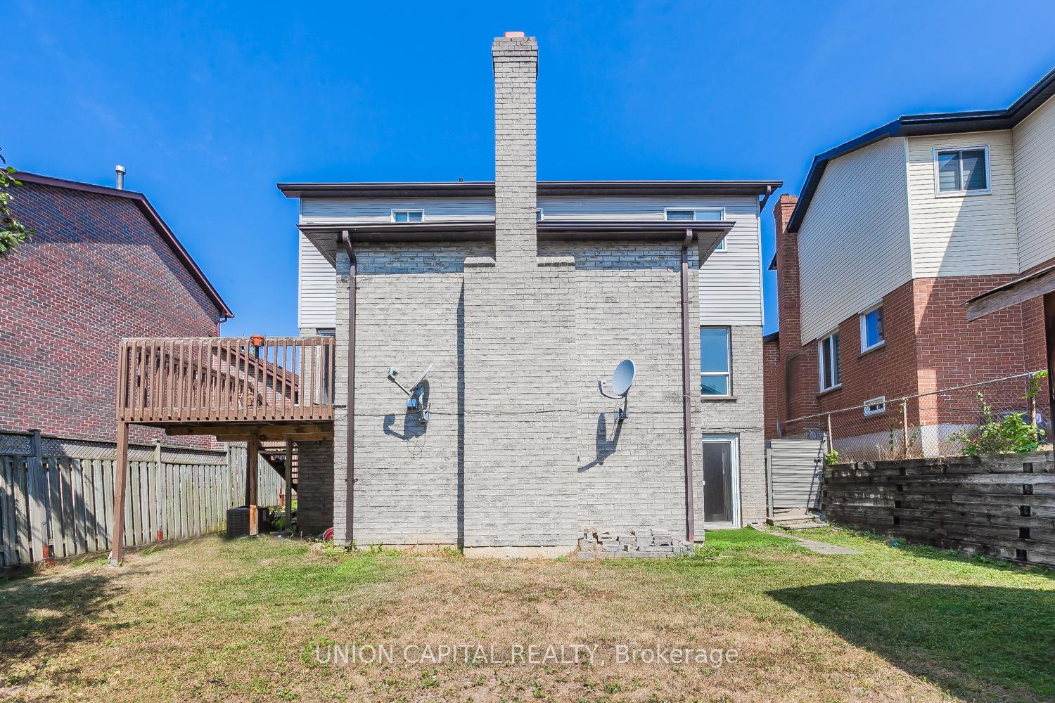 Photo 29 of 21 Horseshoe Drive, Whitby, Blue Grass Meadows — HOMEH