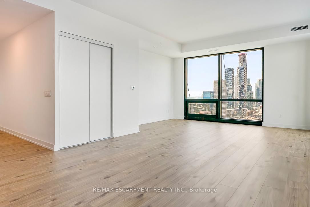 Photo 5 of Unit 3204, 35 Parliament St, Toronto, Waterfront Communities — HOMEH