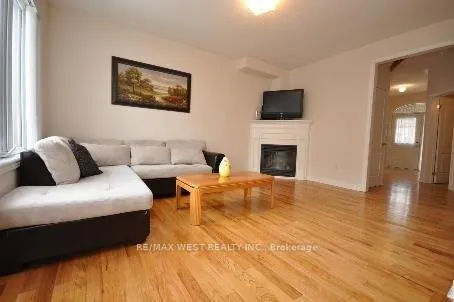 Photo 5 of 571 Vellore Woods Boulevard, Vaughan, Vellore Village — HOMEH