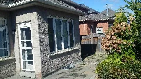 Photo 11 of 571 Vellore Woods Boulevard, Vaughan, Vellore Village — HOMEH