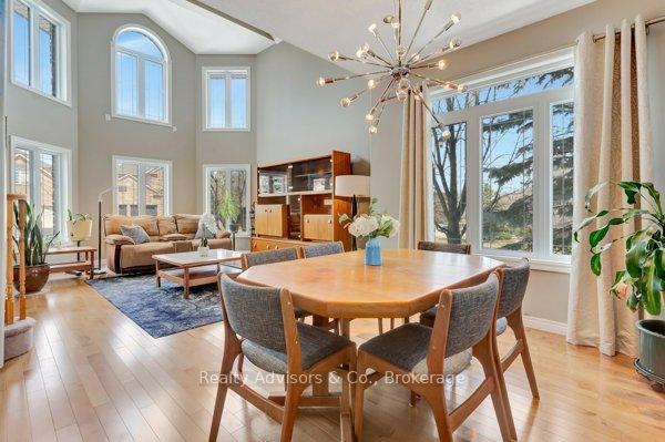 Photo 10 of 537 Buckingham Boulevard, Waterloo — HOMEH
