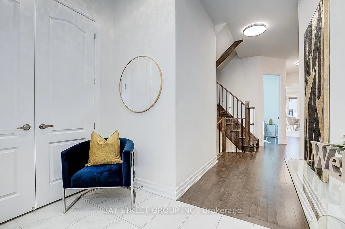 Photo 4 of 14 Botelho Circle, Aurora, Bayview Southeast — HOMEH