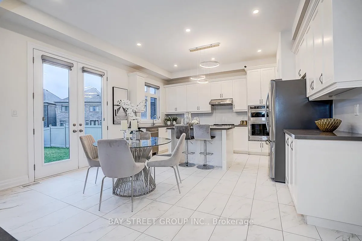 Photo 13 of 14 Botelho Circle, Aurora, Bayview Southeast — HOMEH