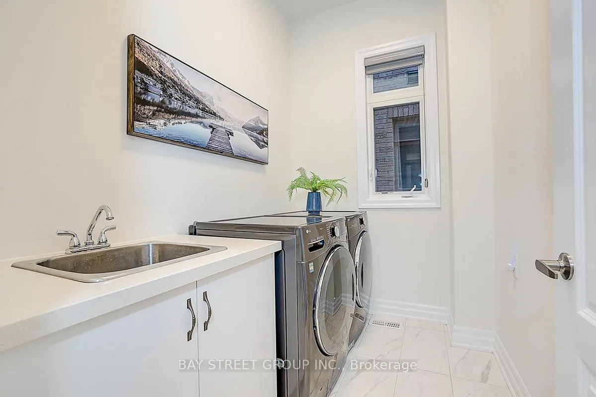 Photo 21 of 14 Botelho Circle, Aurora, Bayview Southeast — HOMEH