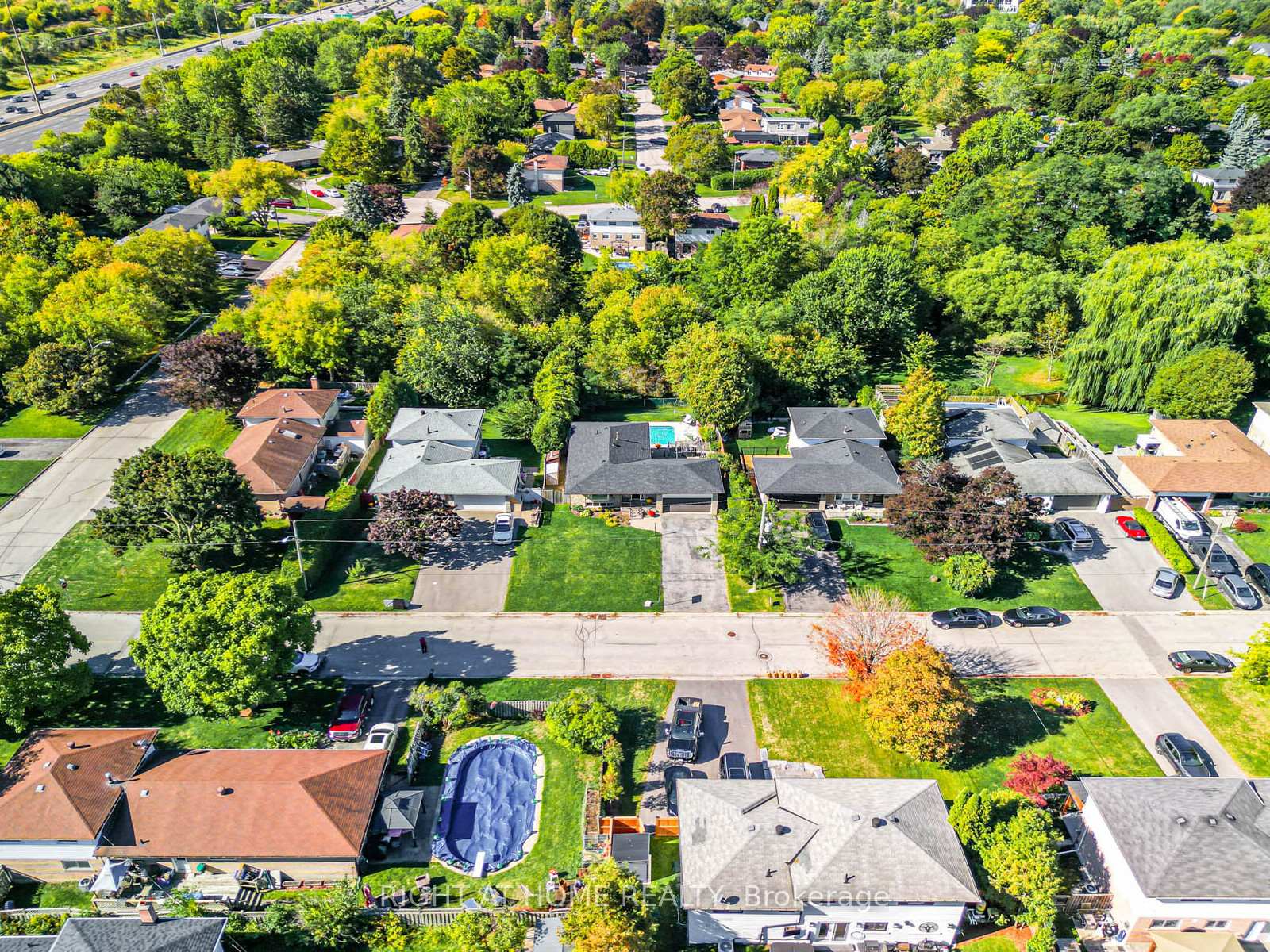 Photo 33 of 22 Jallan Drive, Ajax, Central West — HOMEH