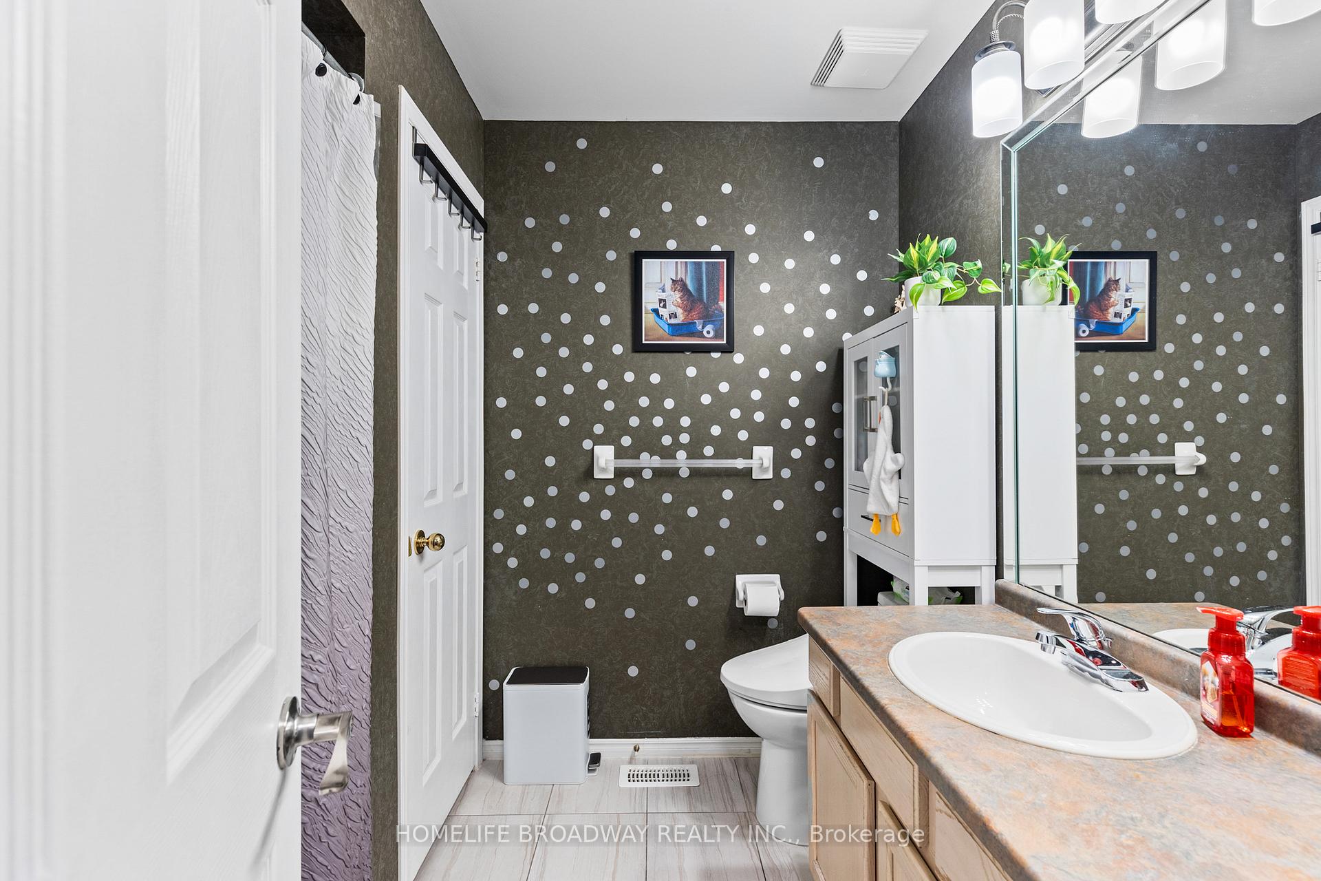 Photo 6 of 3283 Northway Avenue, Windsor — HOMEH