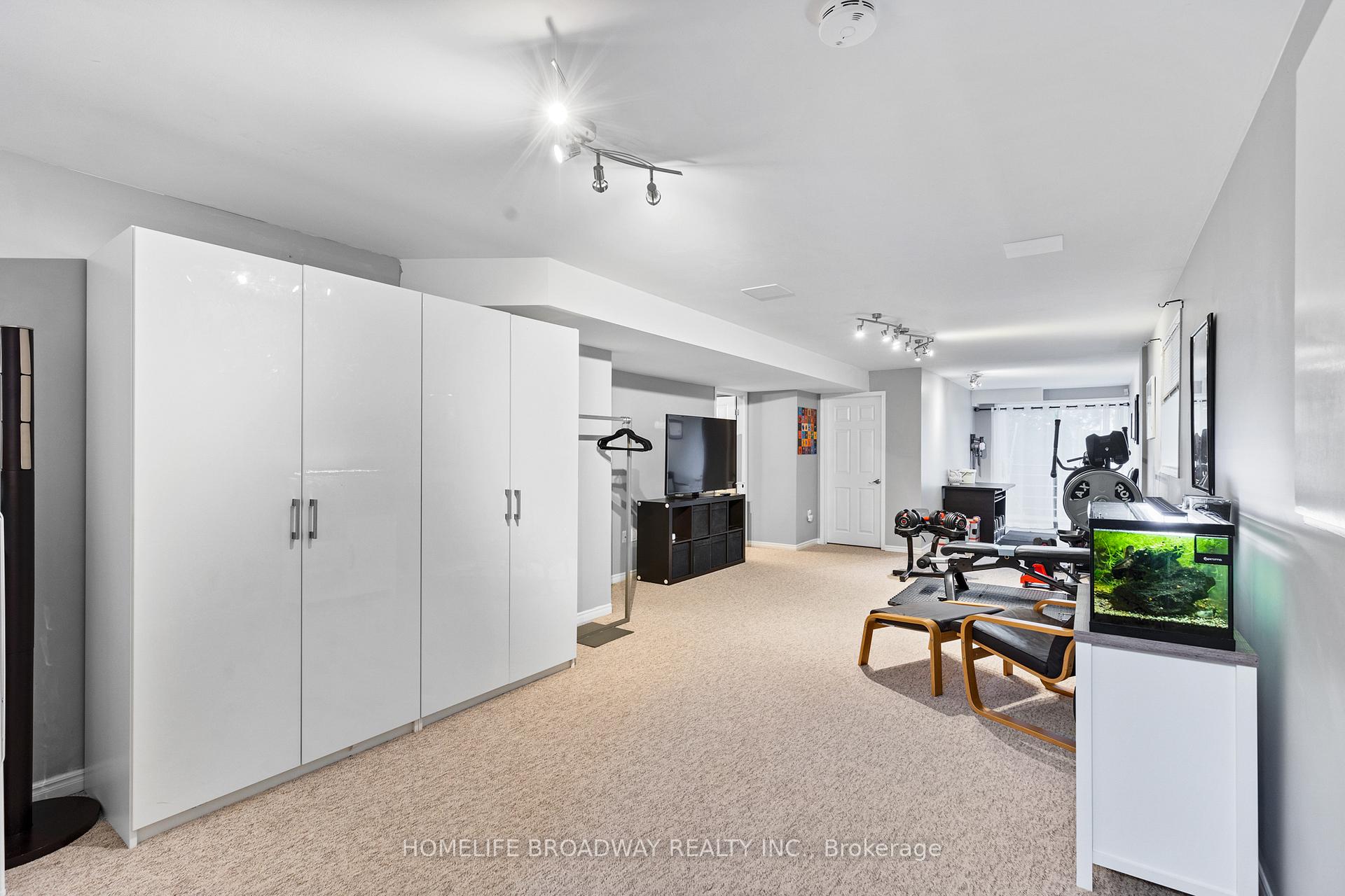 Photo 11 of 3283 Northway Avenue, Windsor — HOMEH