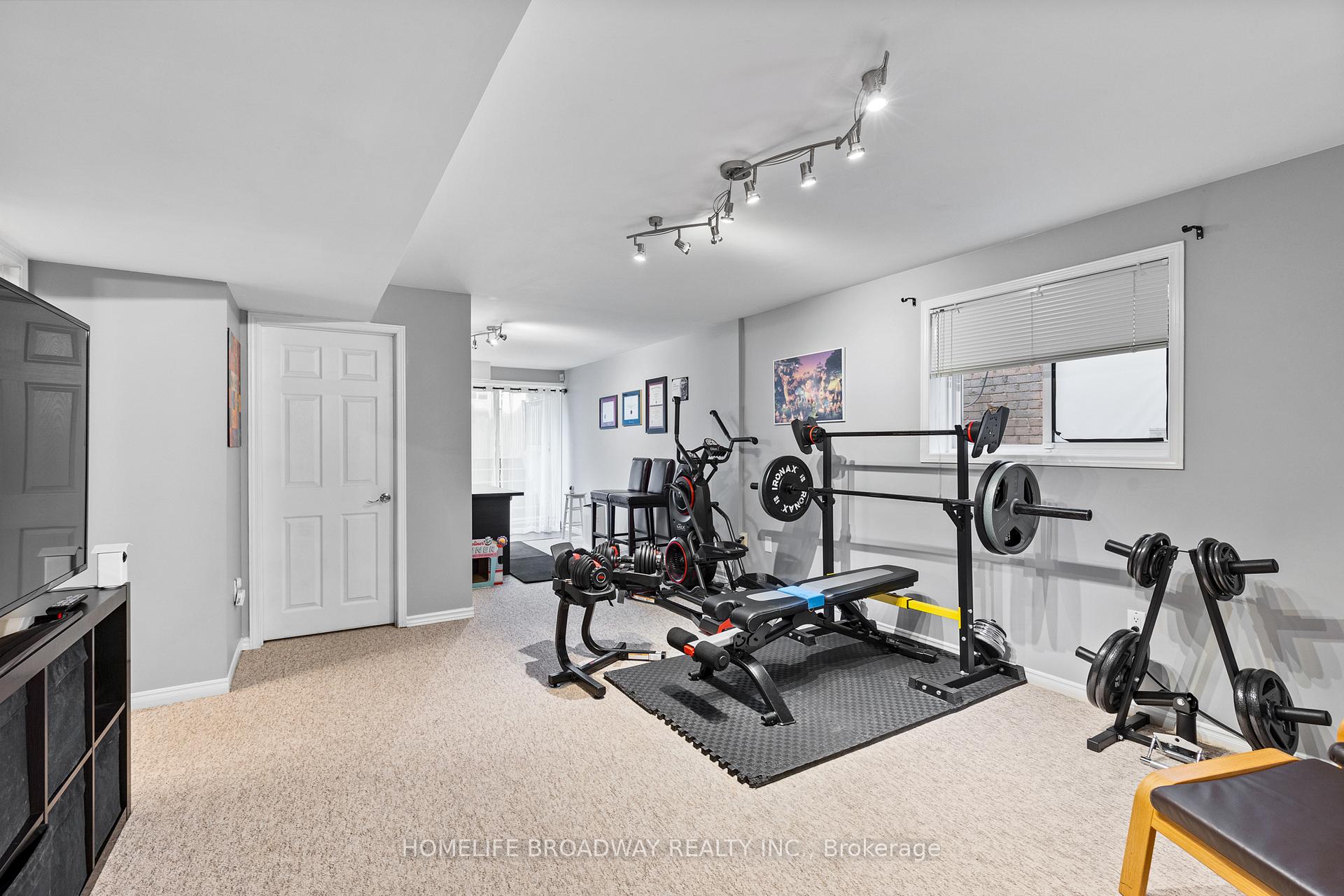 Photo 12 of 3283 Northway Avenue, Windsor — HOMEH