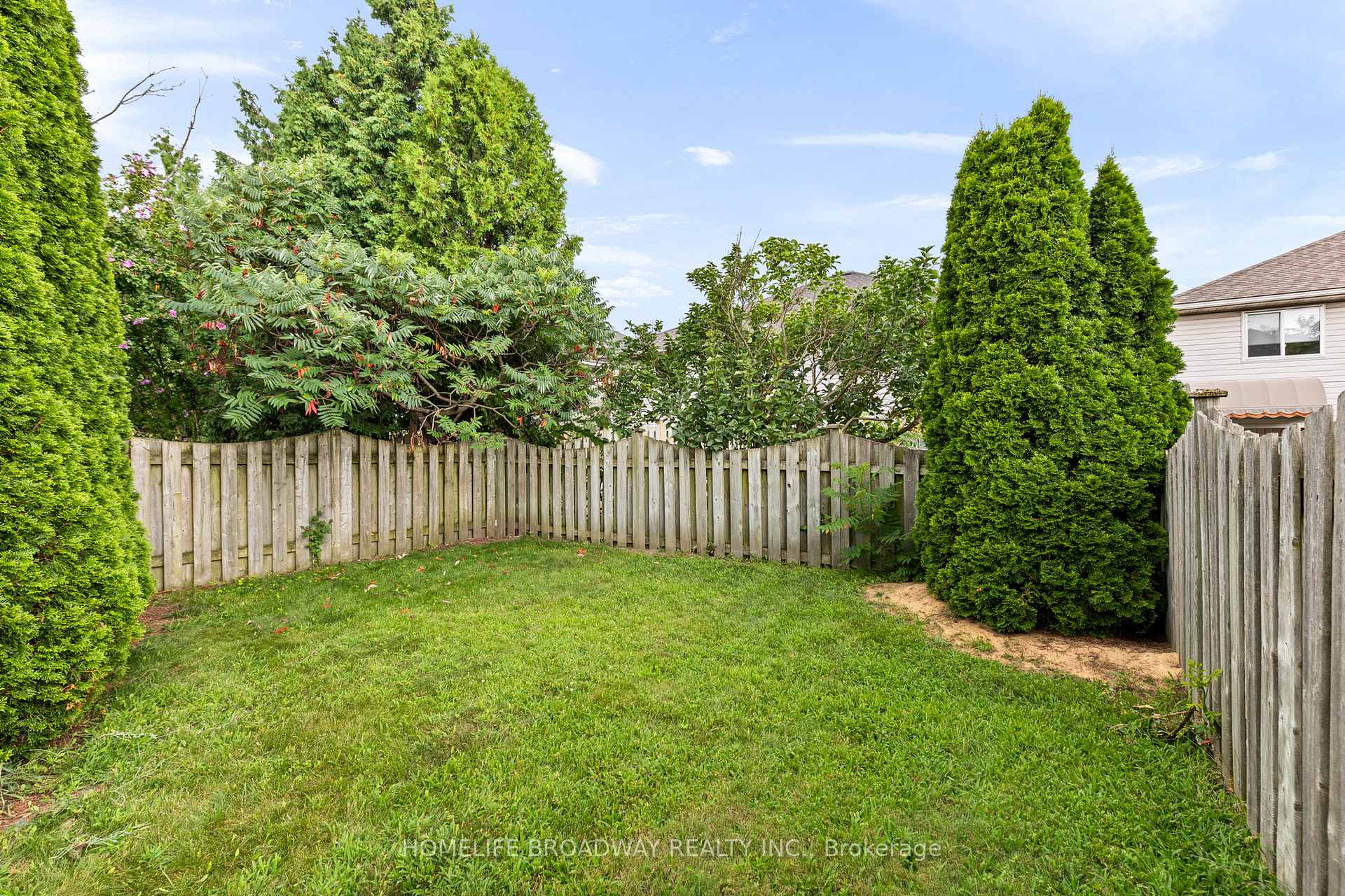Photo 20 of 3283 Northway Avenue, Windsor — HOMEH