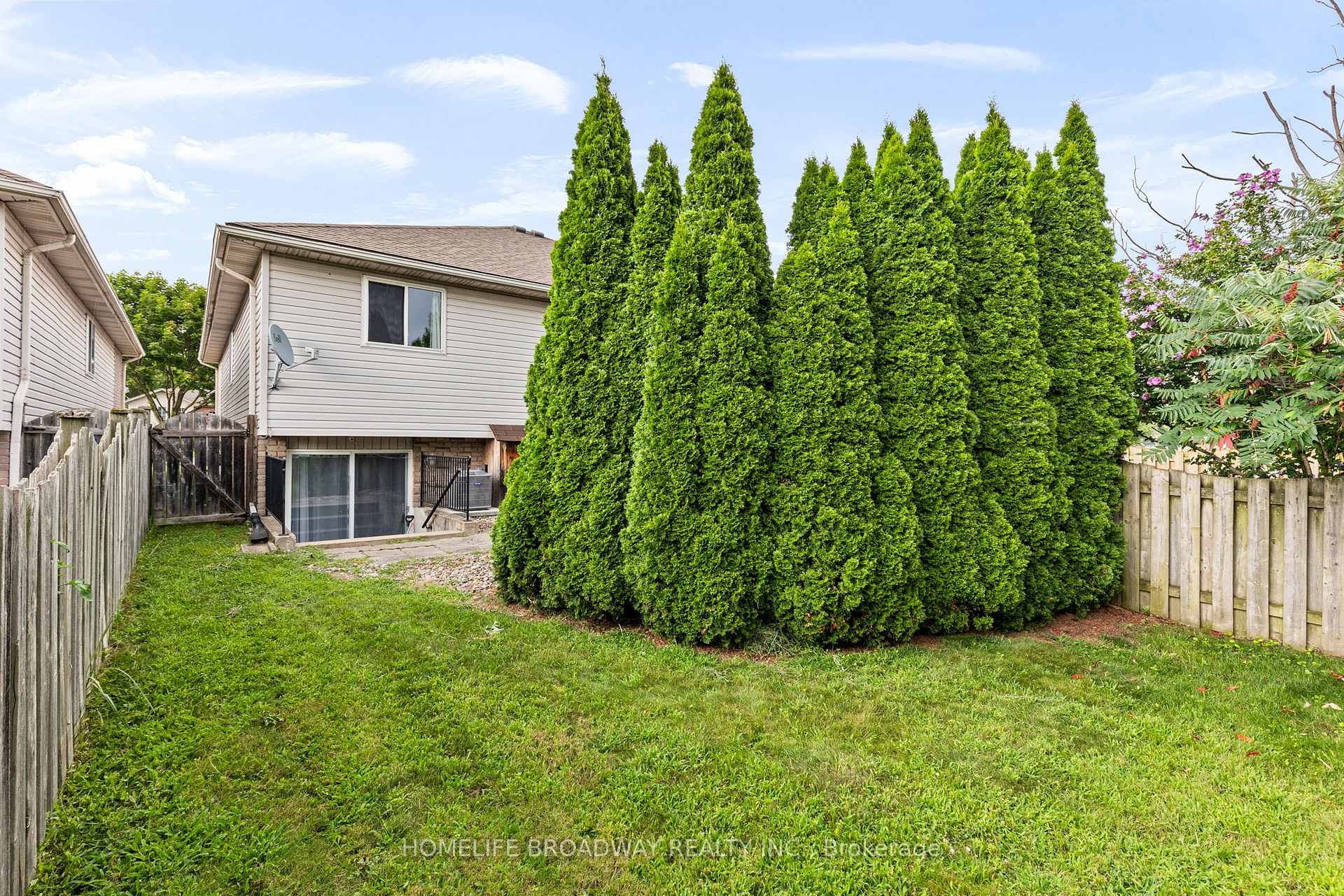 Photo 21 of 3283 Northway Avenue, Windsor — HOMEH