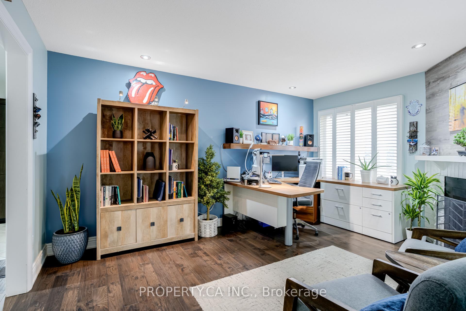 Photo 7 of 23 Gilmore Crescent, Vaughan, Brownridge — HOMEH