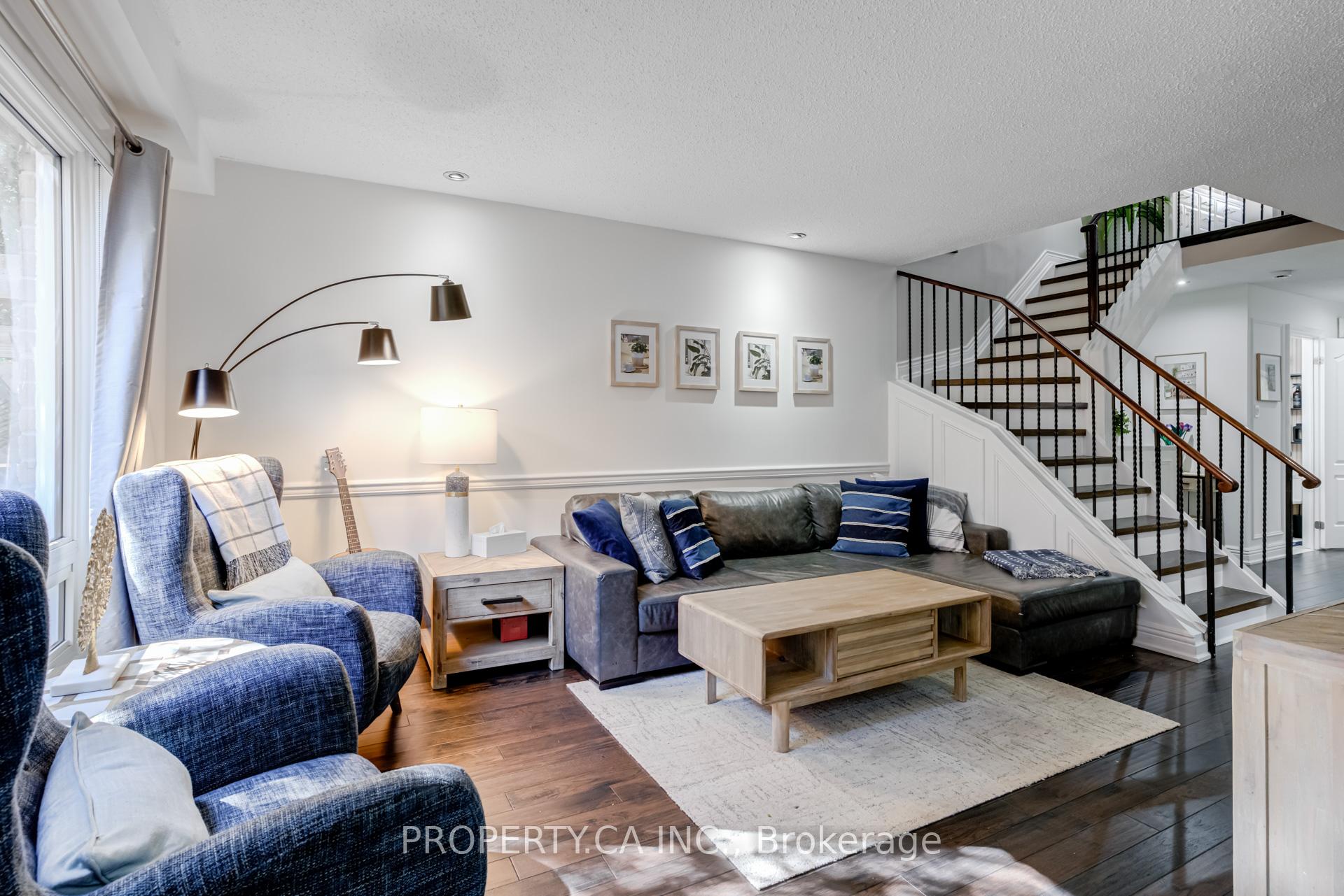Photo 12 of 23 Gilmore Crescent, Vaughan, Brownridge — HOMEH
