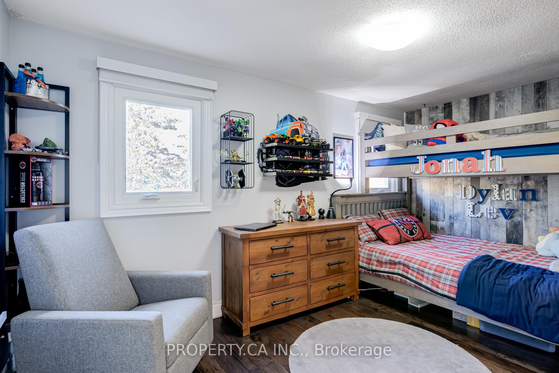 Photo 29 of 23 Gilmore Crescent, Vaughan, Brownridge — HOMEH