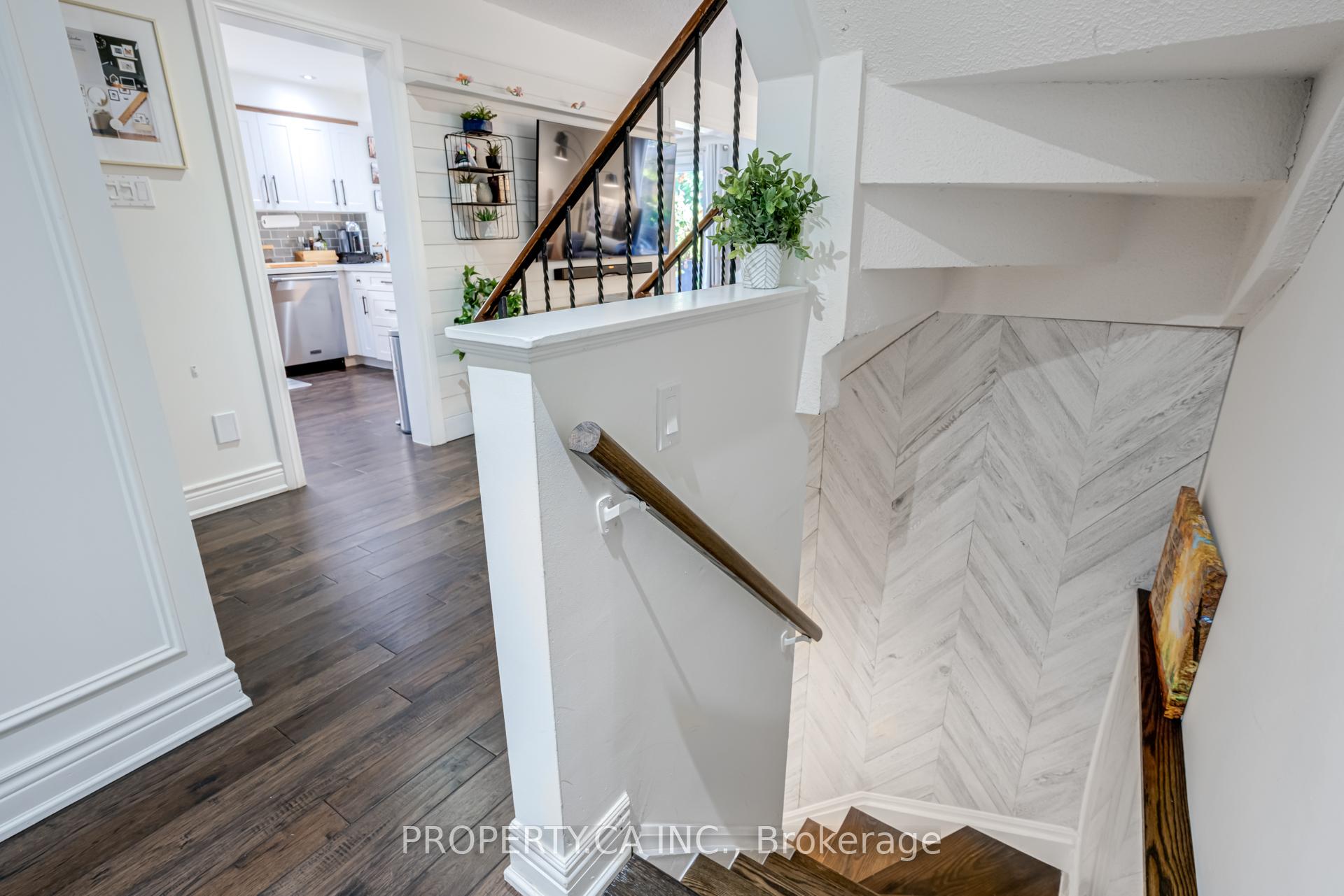 Photo 34 of 23 Gilmore Crescent, Vaughan, Brownridge — HOMEH