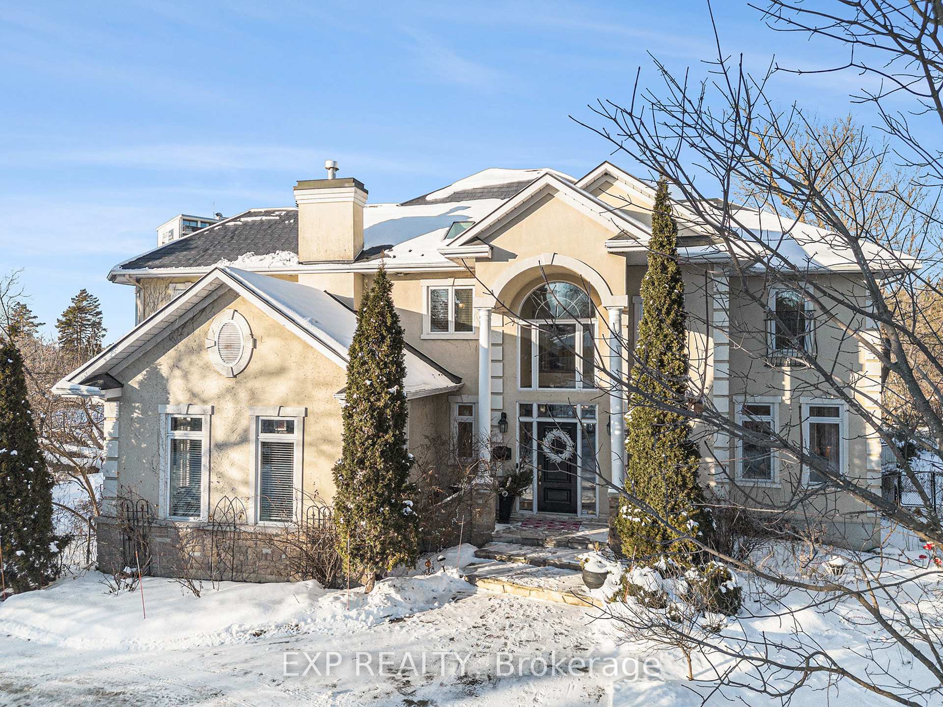 Photo 2 of 133 Balmoral Place, Ottawa, Faircrest Heights — HOMEH